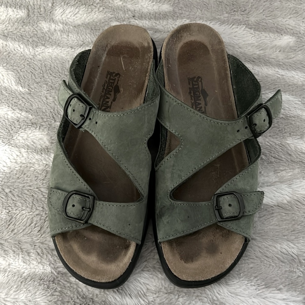 Stegmann leather suede slip on sandals size 8